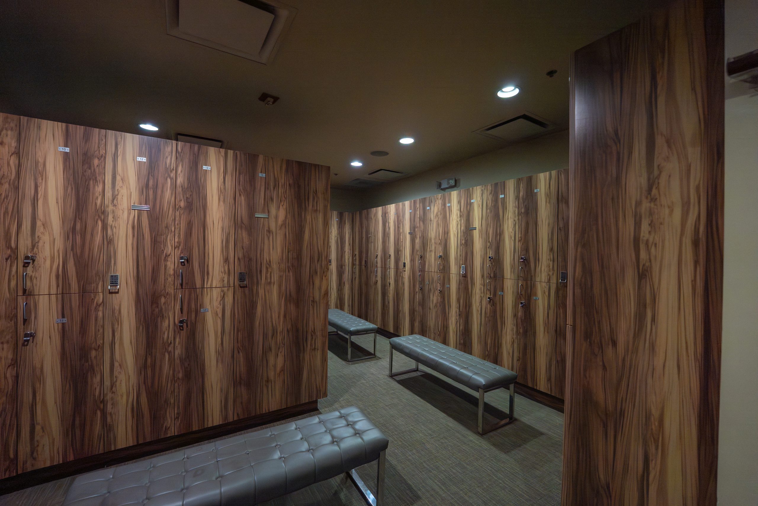 MSF-Ice Den-Lockers