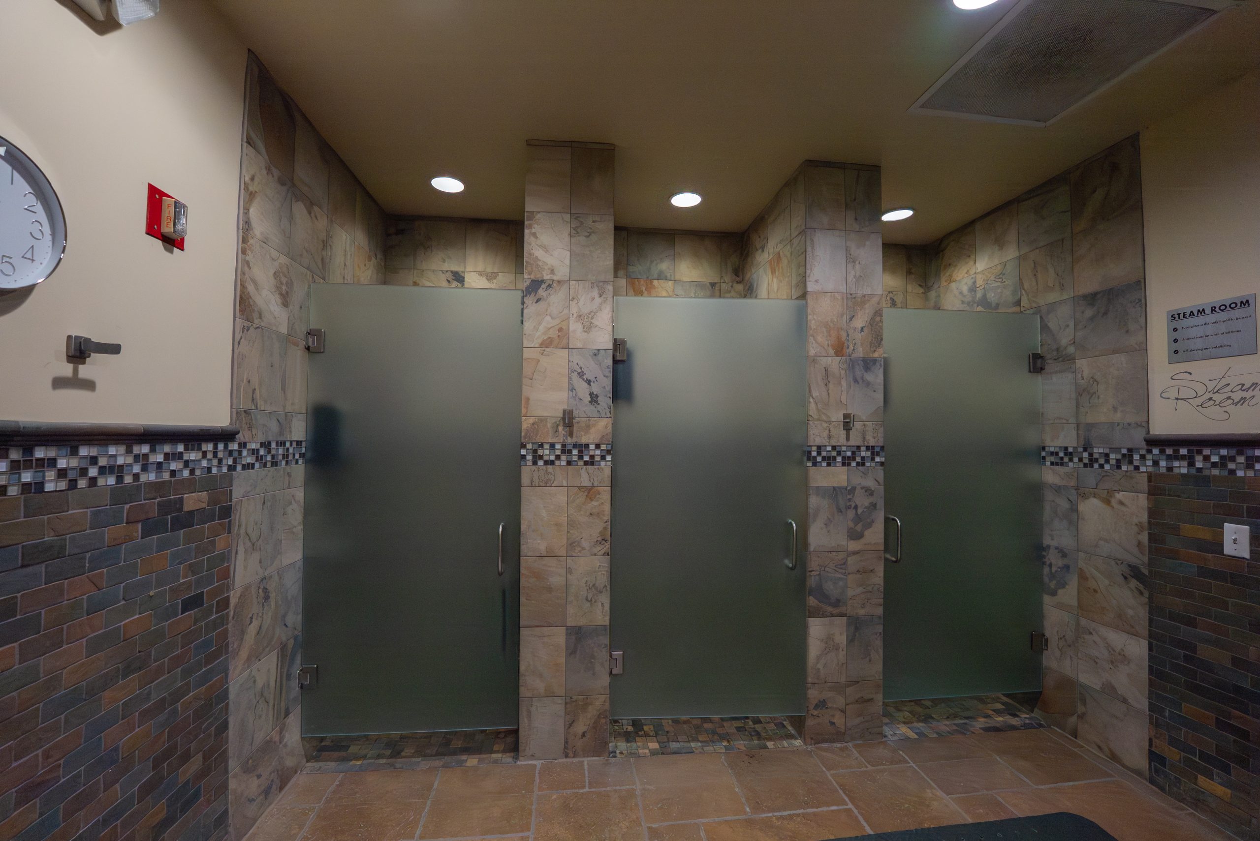 MSF-Ice Den-Shower